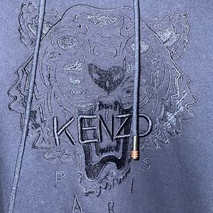Gorgeous women’s kenzo sweatshirt with hoodie. Size m